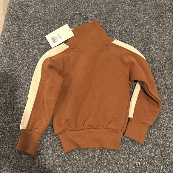 NWT Fin & Vince Fleece Turtleneck Hazelnut - Picture 3 of 3